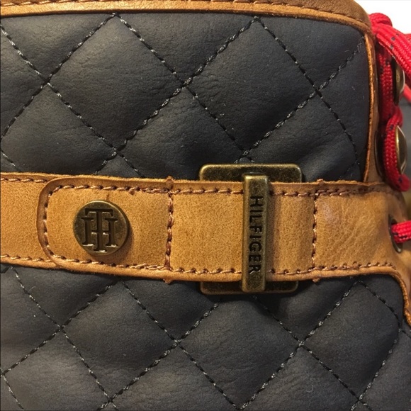 Tommy Hilfiger duck boots - Picture 5 of 5